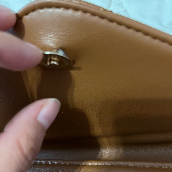 Small pochette style crossbody bag - Picture 4 of 7